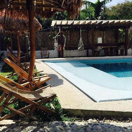 Casa Mia Resort Puerto Galera Zewnętrze zdjęcie