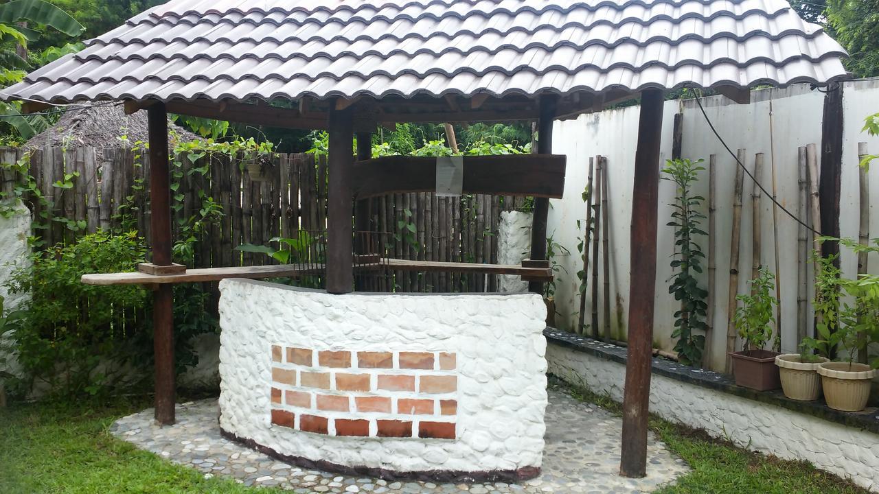 Casa Mia Resort Puerto Galera Zewnętrze zdjęcie